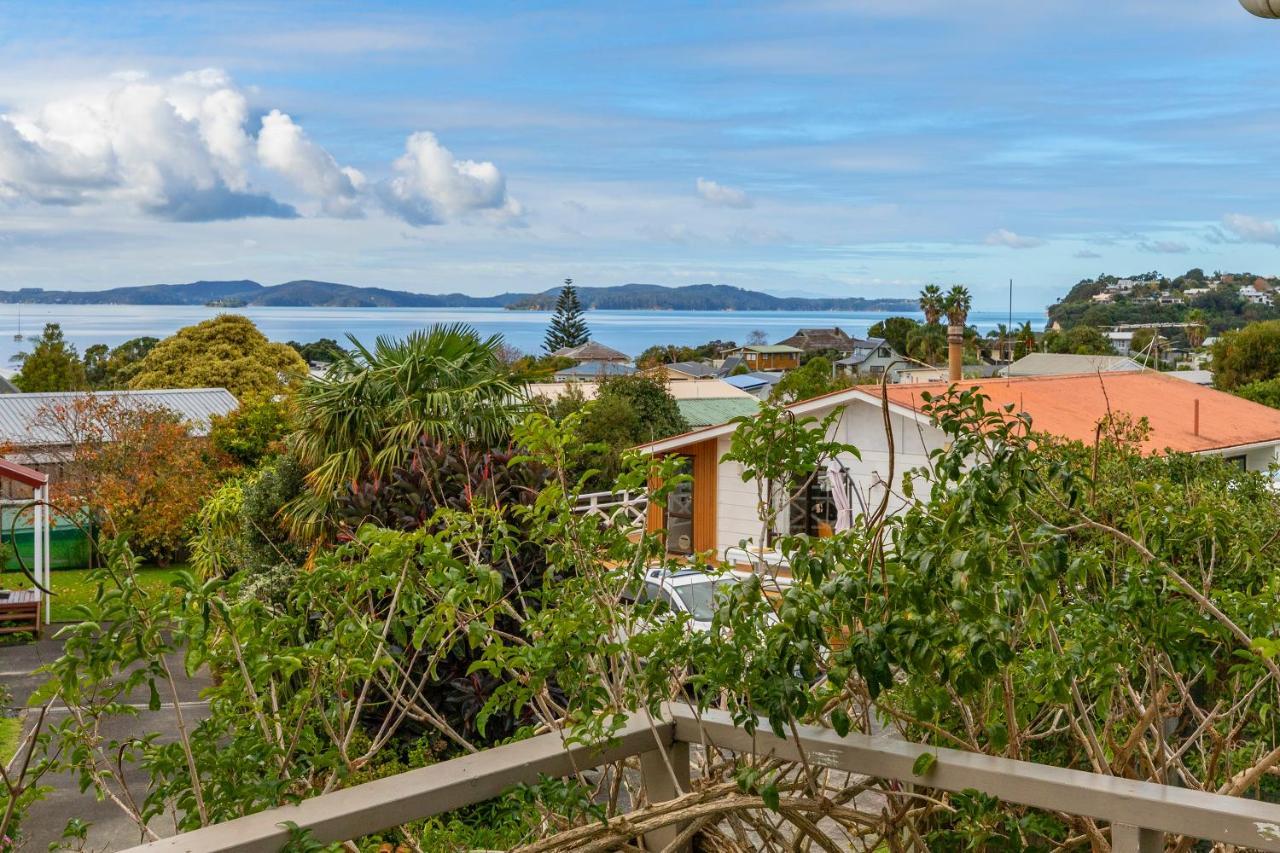 Couches, Bar Table & Kawau View Villa Snells Beach Ngoại thất bức ảnh