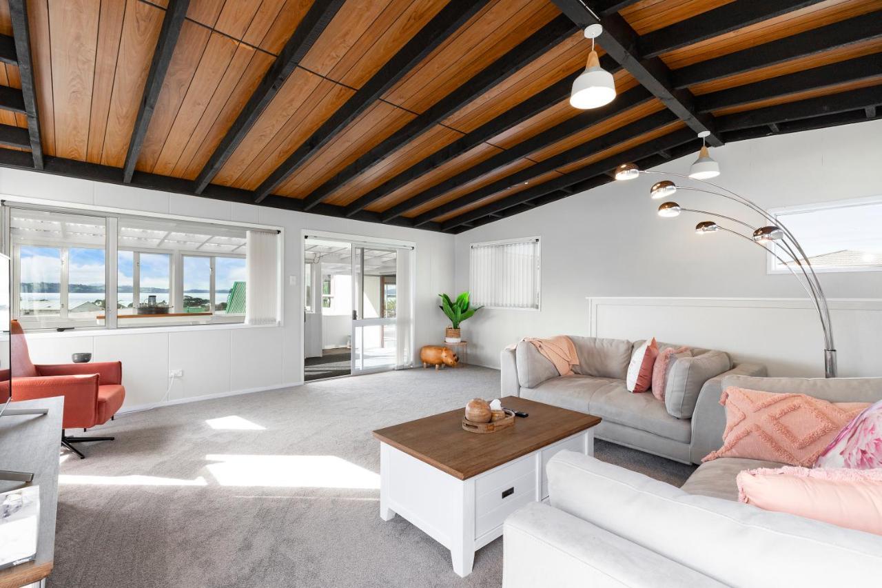 Couches, Bar Table & Kawau View Villa Snells Beach Ngoại thất bức ảnh